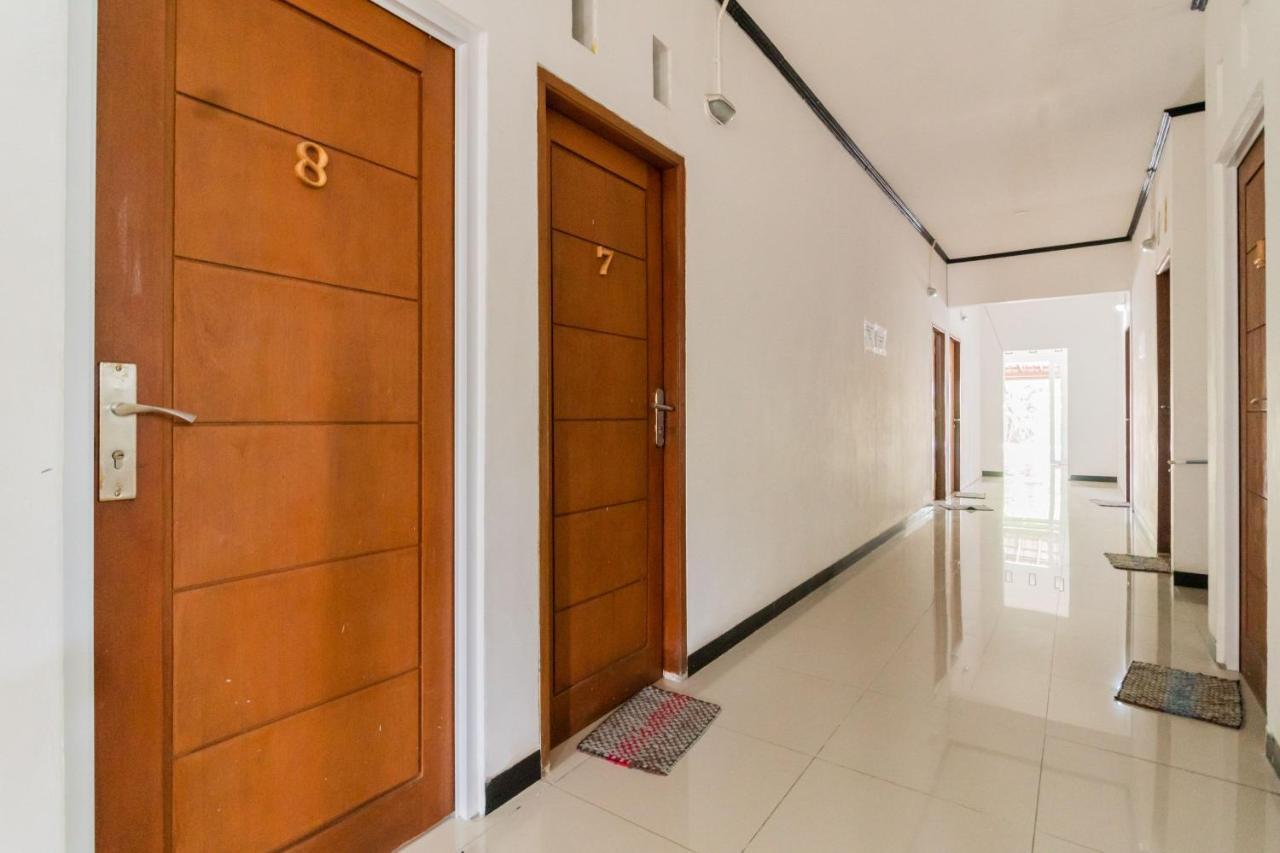 מלון Reddoorz Near Terminal Bubulak בוגור מראה חיצוני תמונה